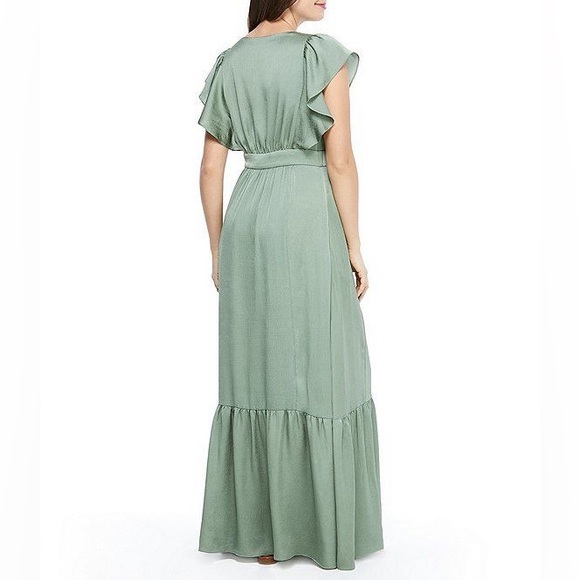 Gal Meets Glam - Torey - Picture 5 of 7